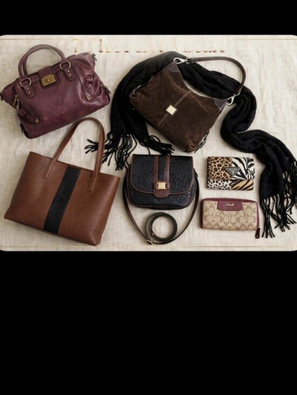 Title:
Designer Handbag Lot - Dooney & Bourke, Vince Camuto, Carryland Vintage,